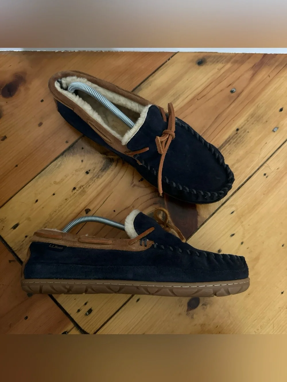 Men's 9 L.L.BEAN Wicked Good Navy Blue Premium Sheepskin Shearling Slipper